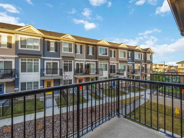 6214 Cartmell Ct SW #9, Edmonton, AB T6W 5A7