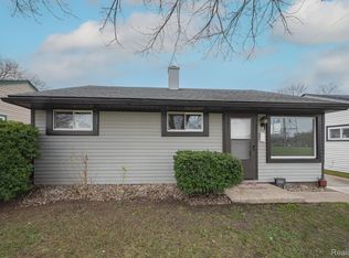 8278 Robert St, Taylor, MI