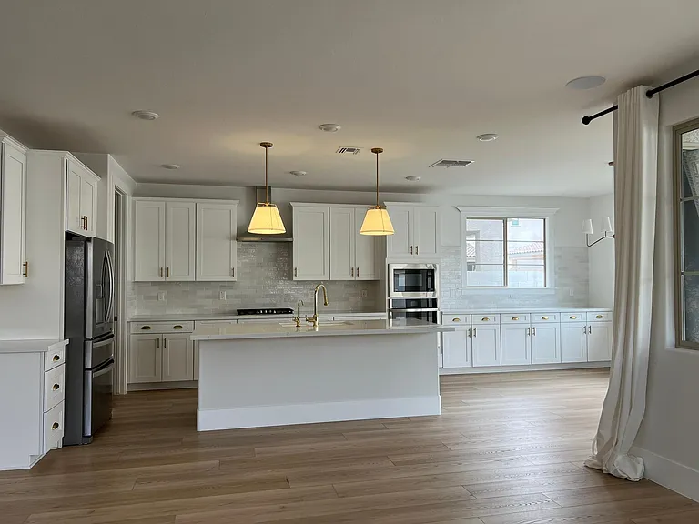 10054 E Tiburon Ave — Photo 8