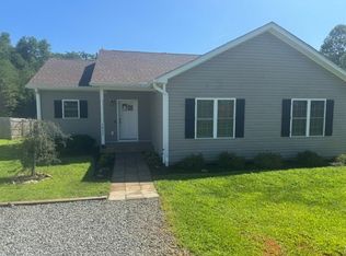 221 Barrington Dr, Stanardsville, VA 22973