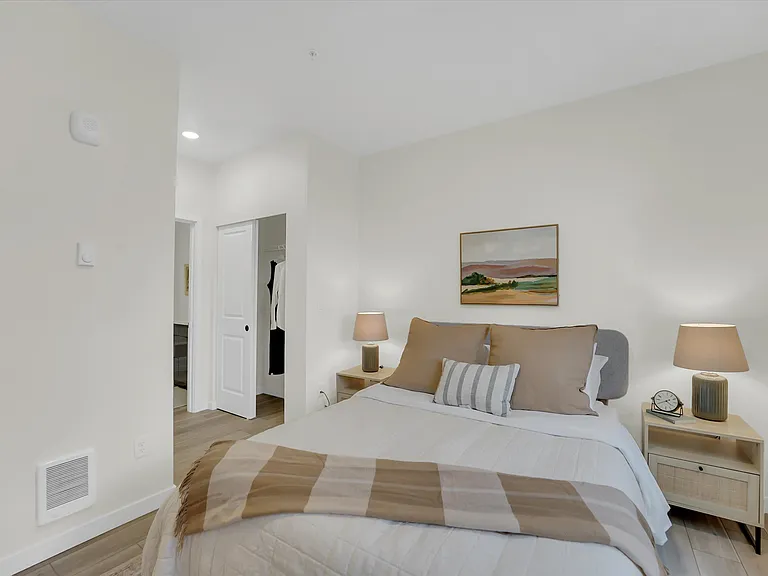 The Meadowlark Apartments — Photo 34