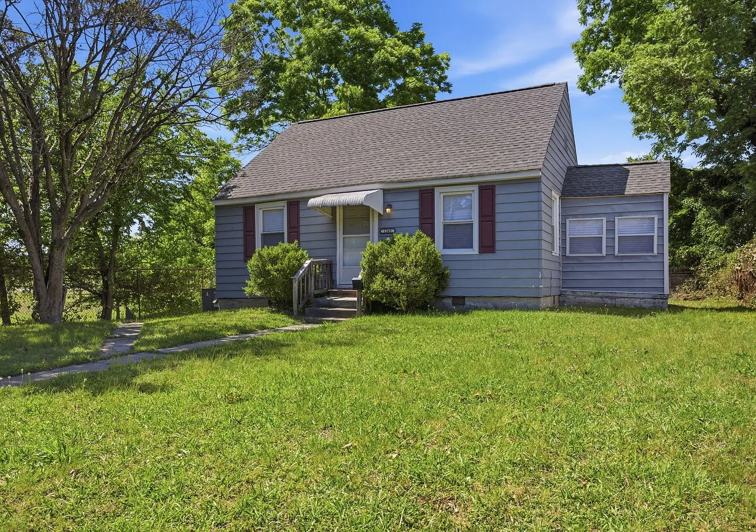 2 bedroom 1 bathroom w/flex space for office in Newport News — Photo 2