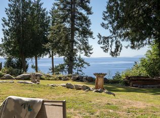 7835 Redrooffs Rd, Sunshine Coast, BC V7Z1B2