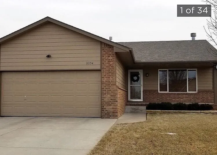 2234 S Upland Hills St — Photo 1