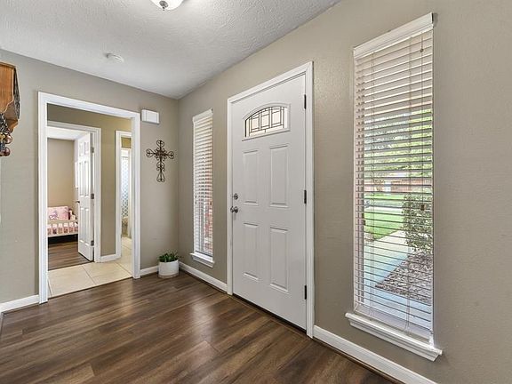 3rd image of 5723 Woodmancote Dr