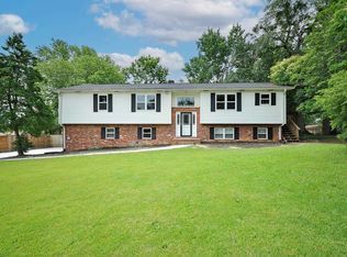 16 Gary Ave, Taylors, SC 29687