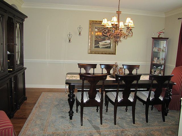 2nd image of 5512 Maple Landing Dr