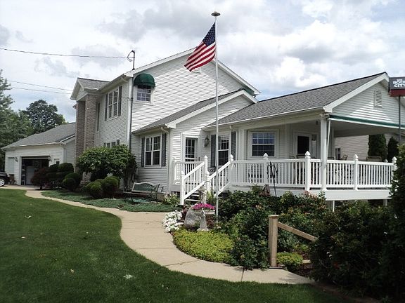 4th image of 105 Donald Dr