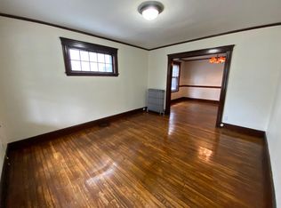 301 Belgrade Ave APT 1L, Roslindale, MA 02131