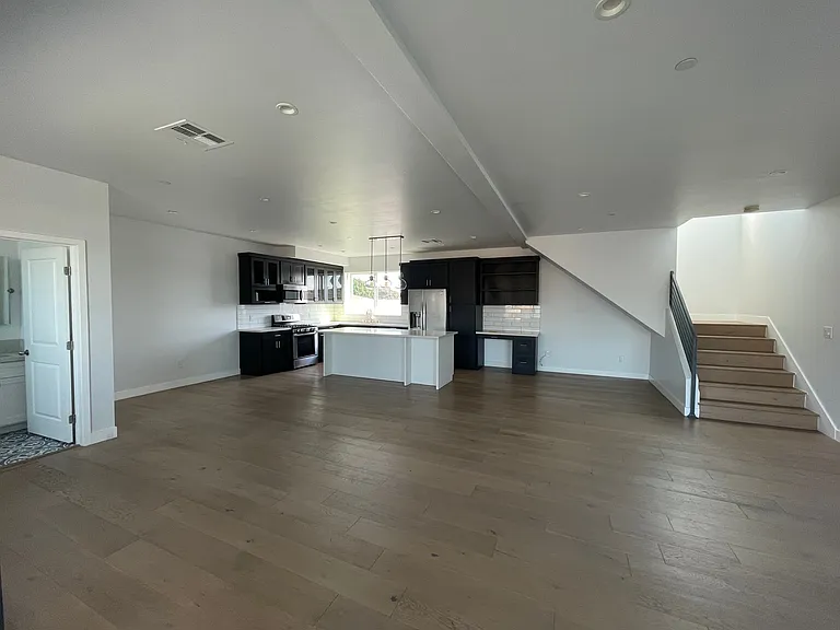 2650 Hauser Blvd — Photo 4