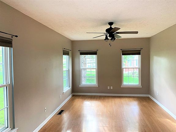 2nd image of 4373 Goldendawn Way