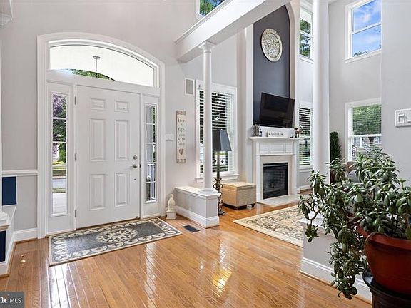 4th image of 500 Victoria Gardens Dr
