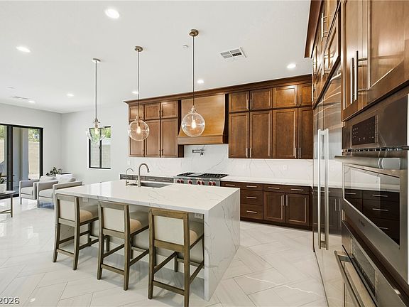 2nd image of 45 Garibaldi Way