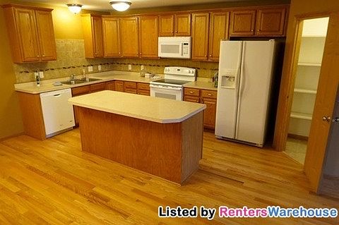 4th image of 1122 1st St