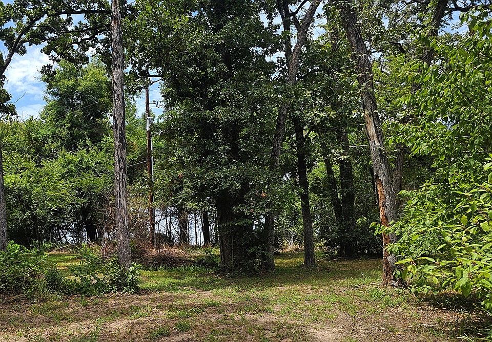 1st image of 120 Tarpon Dr