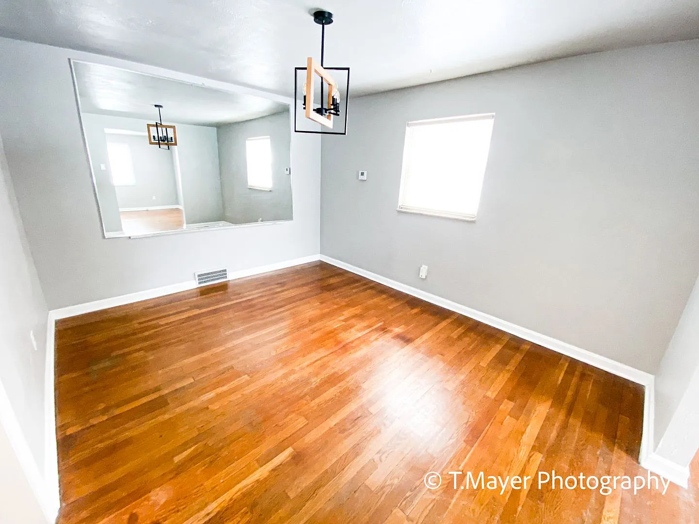 1733-1735 Helen Drive — Photo 3