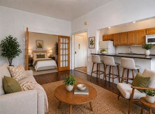 374 W 46th St APT 3E, New York, NY 10036