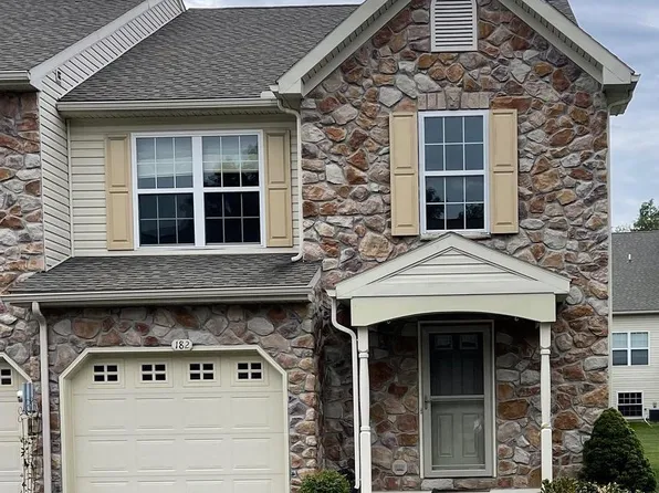 182 Mapleton Dr, Harrisburg, PA 17112