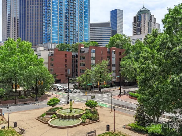 224 N Poplar St APT 24, Charlotte, NC 28202