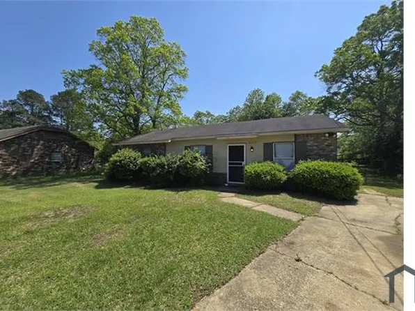 6273 Briarwood Ln, Montgomery, AL 36116