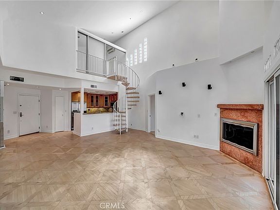 5th image of 4477 Woodman Ave APT 305