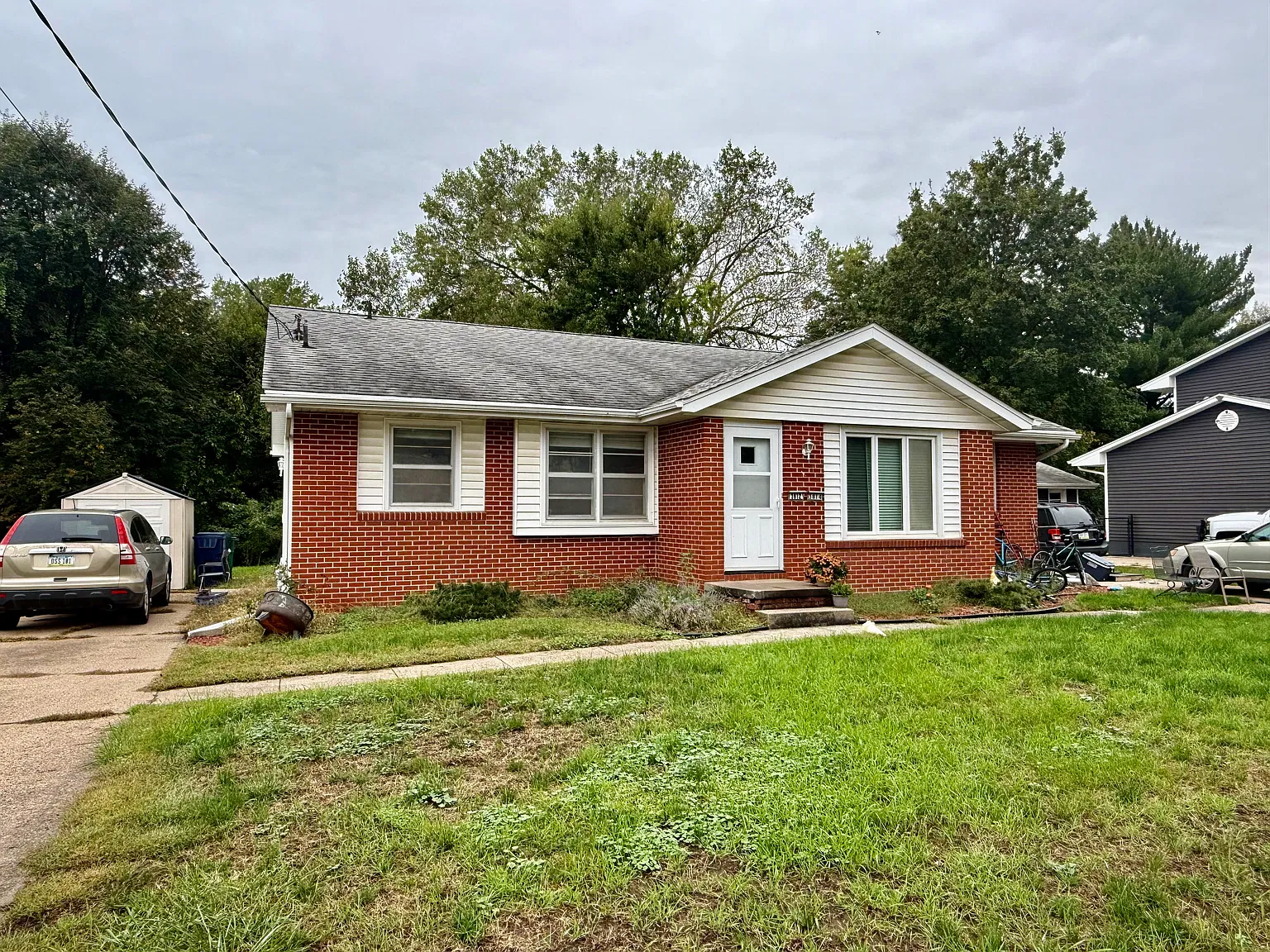 2 bed, $1,000 — Photo 1