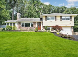 47 Morning Glory Rd, Warren, NJ 07059