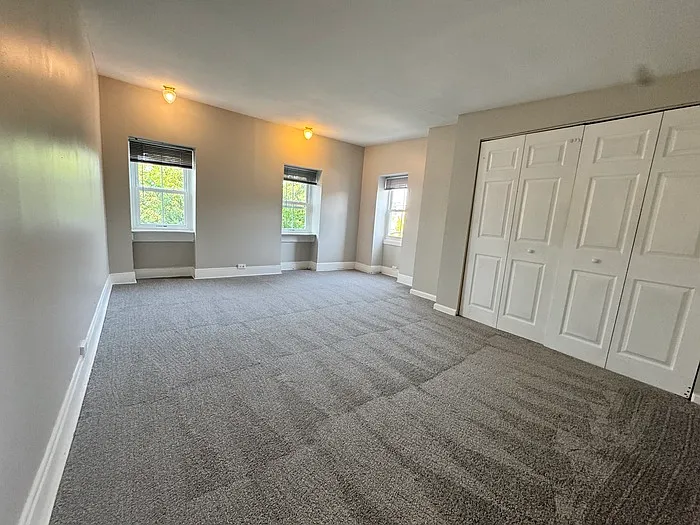 2 bed, 1.0 bath, $1,800 — Photo 4