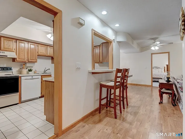 33 Langdon Ct #D104 — Photo 1