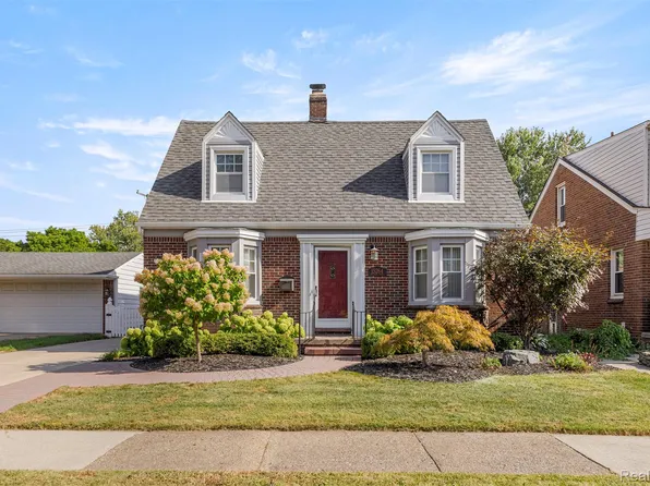 15264 Harrison Ave, Allen Park, MI 48101