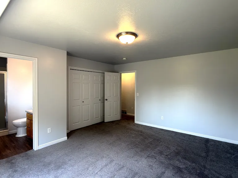 1517 W 600 N — Photo 12