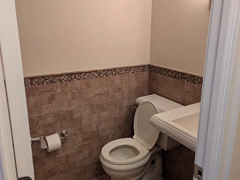15 Stewart Pl #1C — Photo 9