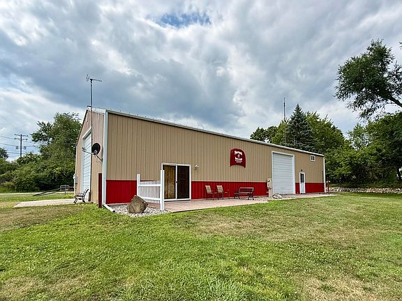 3rd image of 4111 Beck Rd