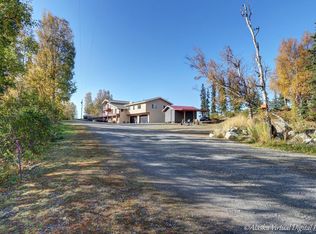 9980 Hampton Cir, Anchorage, AK 99507