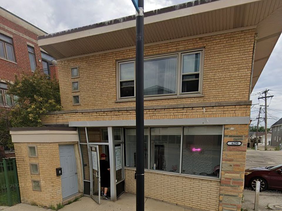 1st image of 6250 S Archer Ave S #6
