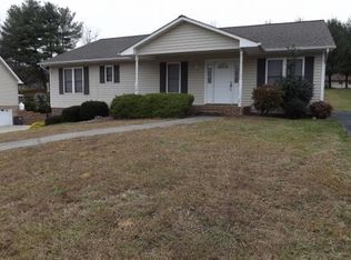 3627 Deland Dr, Kingsport, TN 37664