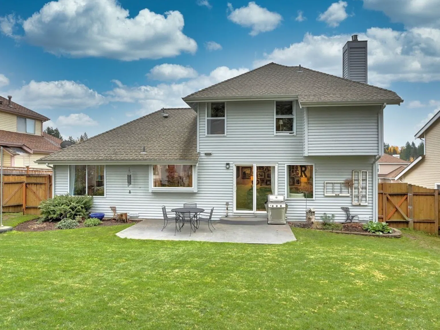 3 bed, 2.5 bath, 1640 sqft, $3,400 — Photo 3