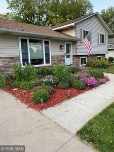 8414 72nd St S, Cottage Grove, MN, 55016