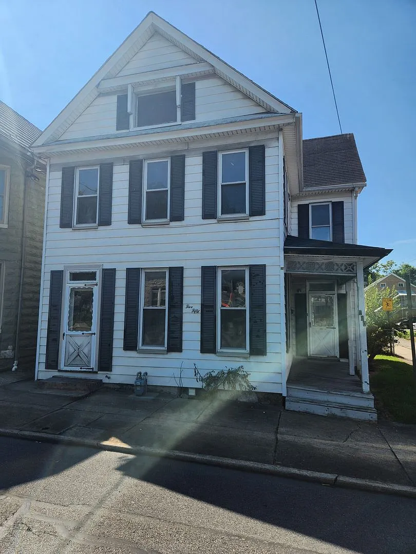 Remodeled Single Family — Photo 1