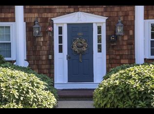 40 Prospect Ave, Narragansett, RI 02882