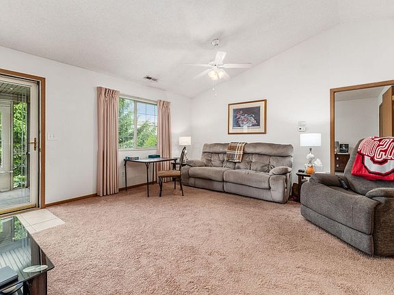 5th image of 4014 Wiston Dr