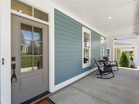 5th image of 910 Eucalyptus Ct