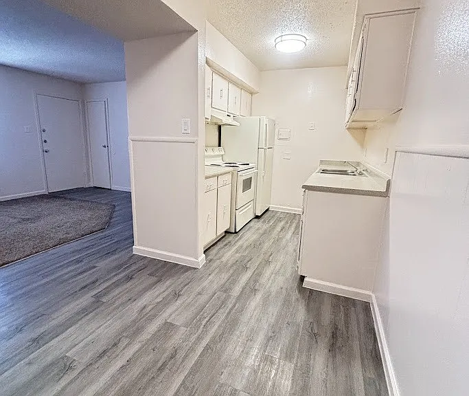 Cantera Apartments — Photo 48