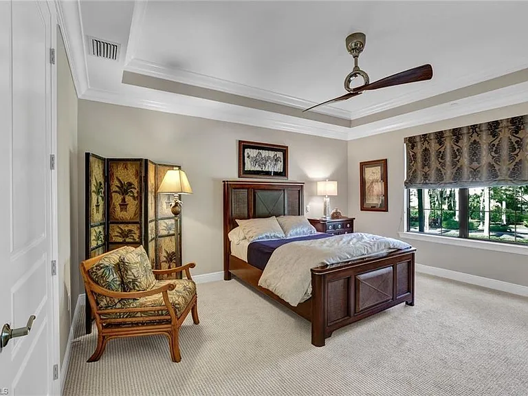 2772 Tiburon Blvd E #5-102 — Photo 9
