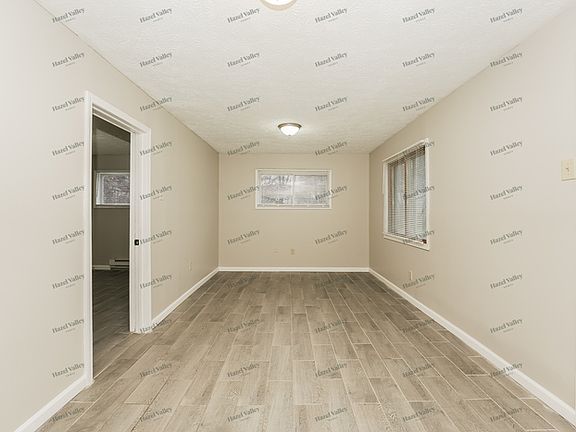 5th image of 11856 Saint John Ave
