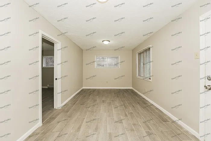 11856 Saint John Ave — Photo 5