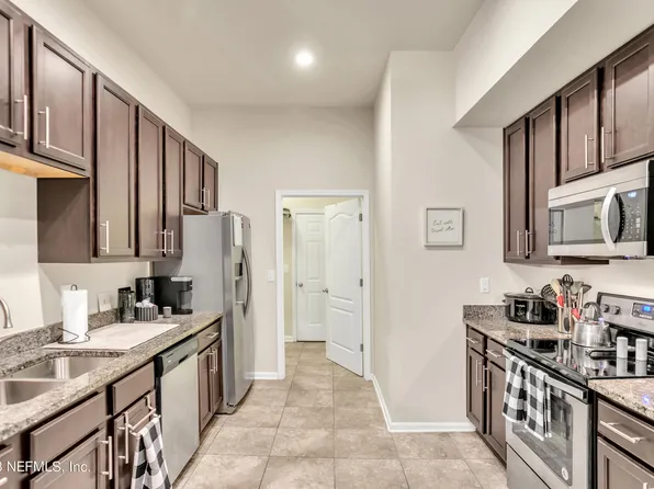 200 LARKIN Place #101, St. Johns, FL 32259