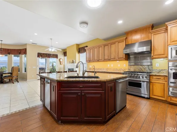 24460 Lupine Ln, Corona, CA 92883