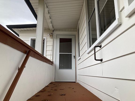 4th image of 3097 Lincolnview St Floor 2