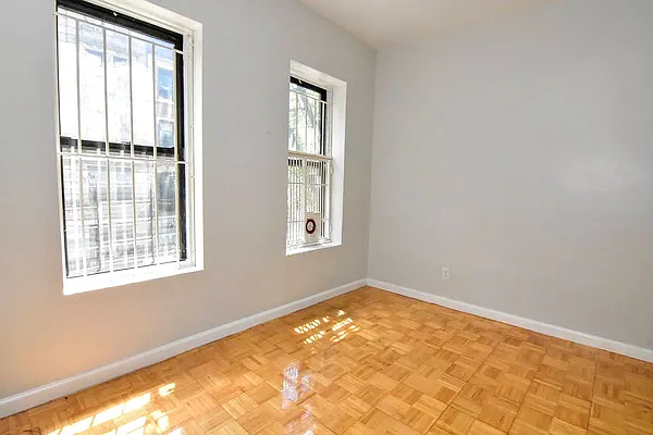 Rented by Bruma Realty LLC | media 4